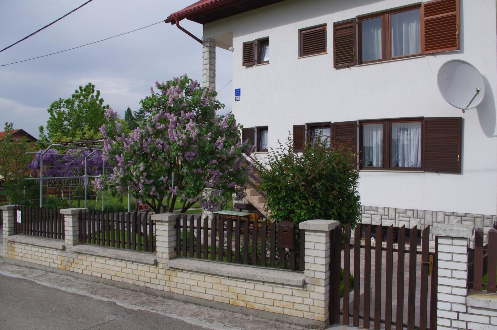 Apartment Tomy Слунь Номер фото