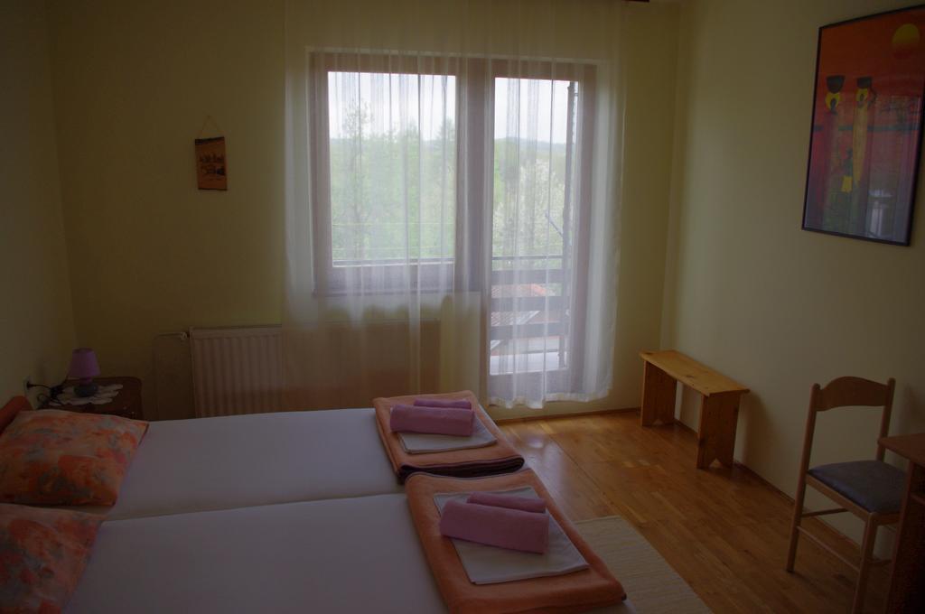 Apartment Tomy Слунь Екстер'єр фото